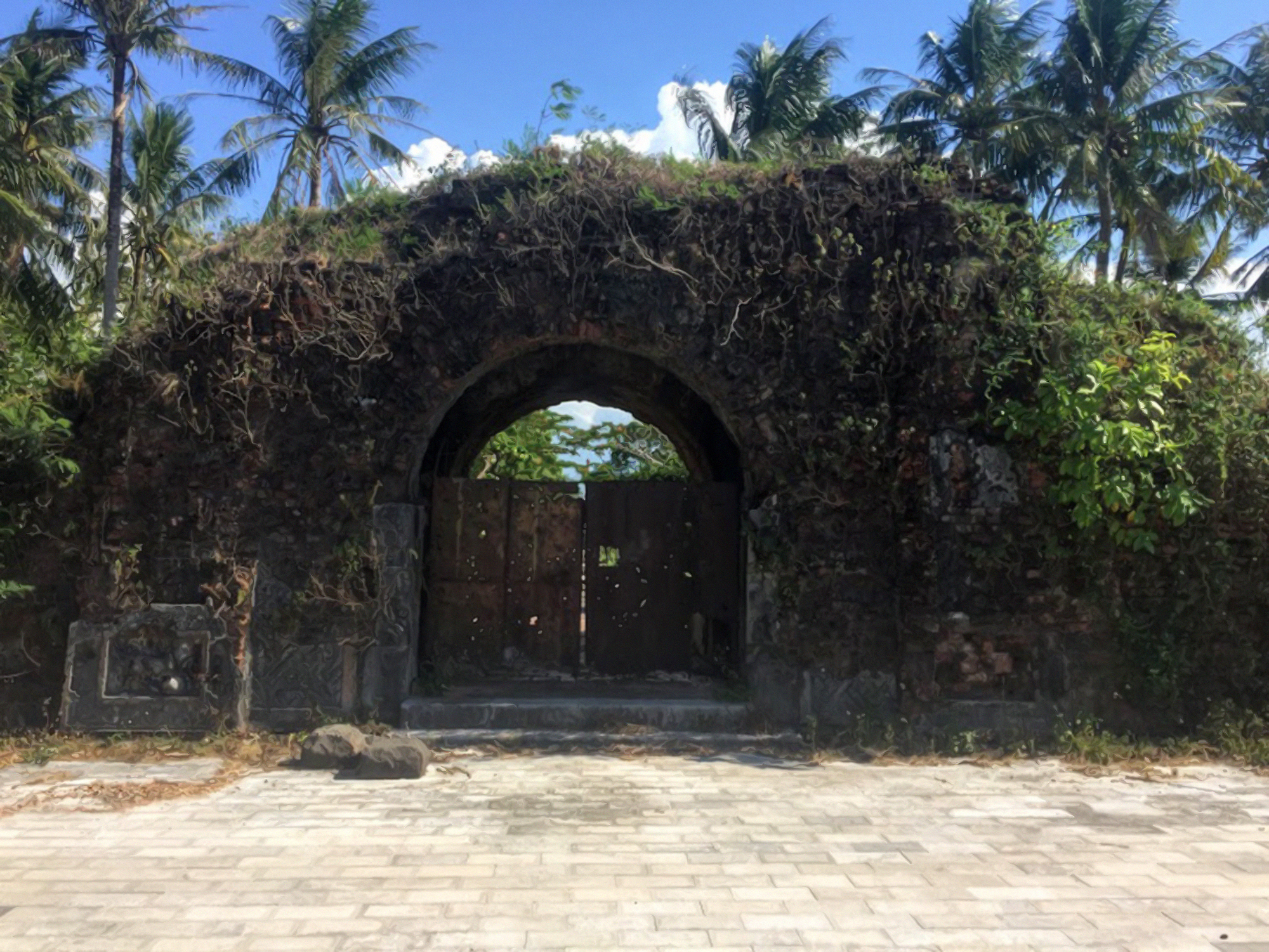 Long Hung Church In Quang Tri DMZ Zone - Culture Pham Travel